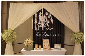 theme chandiliars decoration