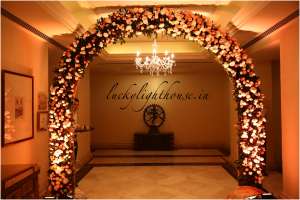 theme chandiliars decoration