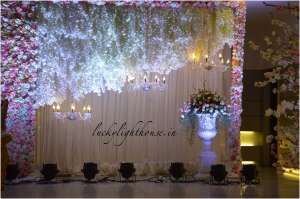 theme chandiliars decoration