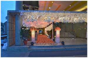 theme chandiliars decoration