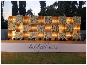 theme chandiliars decoration