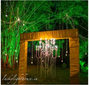 theme chandiliars decoration